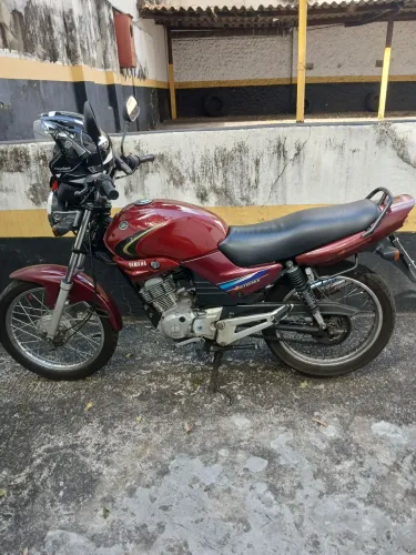 Ybr de garagem