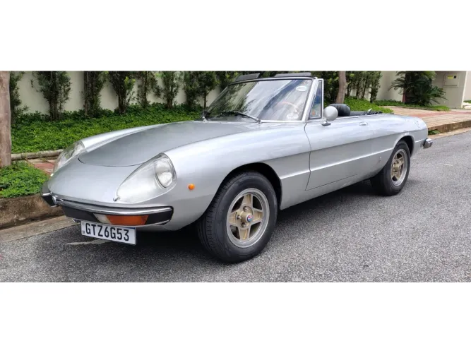 Alfa Romeo Spider 1974