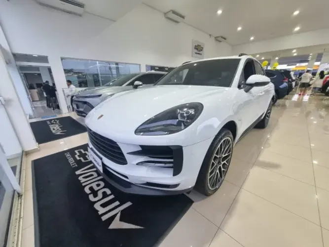 Porsche Macan 2.0 Turbo 237/252cv 2021
