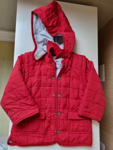 Casaco marca Chicco original, tamanho 18 meses. Em bom estado.