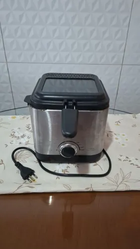 Fritadeira Elétrica Inox Philco 1.8 Litros De Óleo 220V Compacta