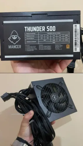Fonte 500w, 80 plus bronze, possui caixa e cabo de força.