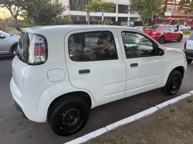 Fiat Uno Attractive 1.0 EVO Fire Flex 8V 5P 2020