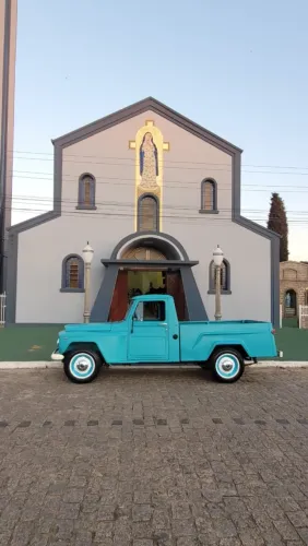 Ford F-75 4X2 2.6 V12 1974