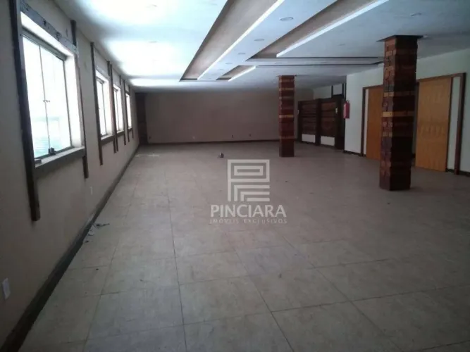 Sobreloja no trevo de Piratininga para alugar, 260 m² por R$ 7.000/mês - Piratininga - Nit