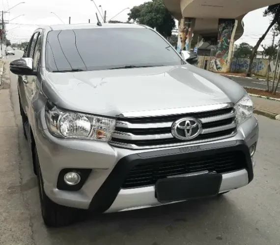 Toyota Hilux CD SRV 4X4 2.8 TDI Diesel Aut. 2018