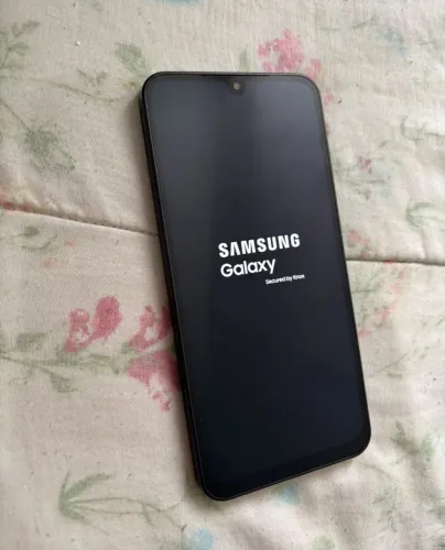 Celular A17, $590 reais