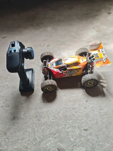 Carrinho Wltoys 144010
