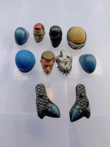 Lote de Peças de Bonecos GI Joes Modernos