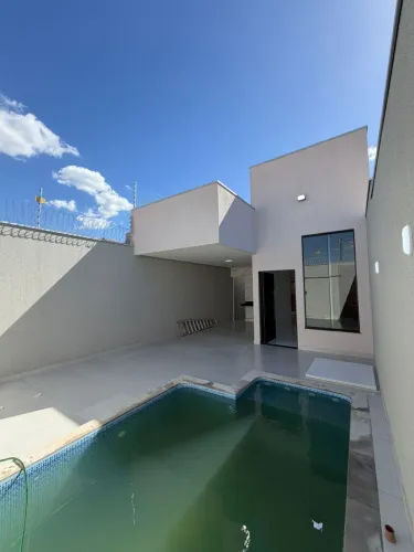 Vende-se casa de luxo bairro Beira rio