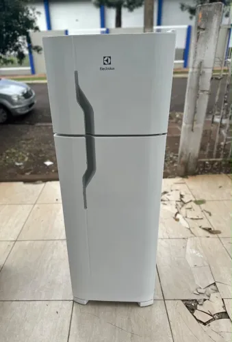 Geladeira Electrolux Duplex 260 Litros