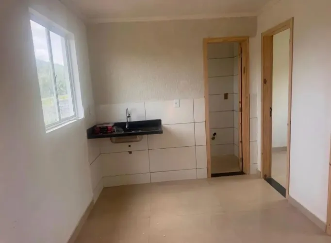 Alugo casa em Ubatiba (oportunidade)