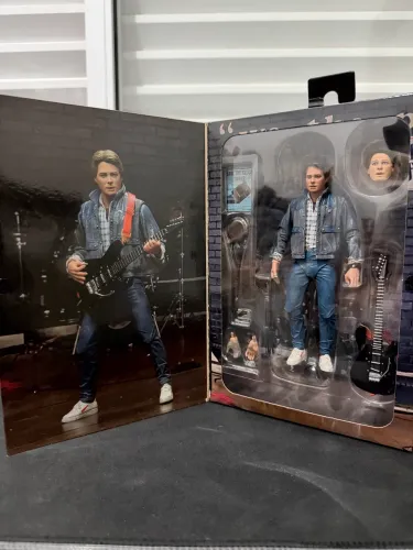 Ultimate Marty Mcfly De Volta Para o Futuro Neca