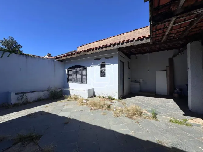 Casa em Itu para aluguel Vila Leis - SP | 3 quartos Área total 300,00 m² - R$ 3.700,00