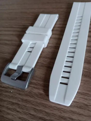 Pulseira de Borracha Silicone Macia para Relógio de Pulso na Cor Branca