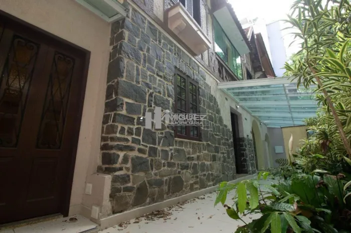 Rua Alberto de Sequeira - Código 6115 - Casa Comercial - 600 m²- Tijuca - Exclusividade