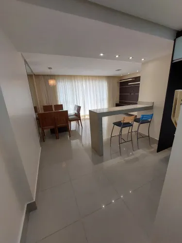 Apartamento mobiliado, totalmente reformado, no melhor condomínio da Vila Nova 