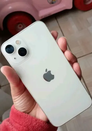 iPhone 13 256gb, funcionando tudo.