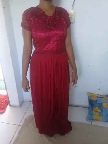 Vestido festa marsala