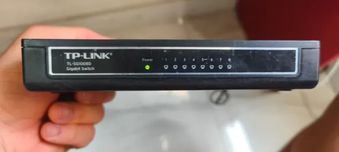 Switch TP Link TL-SG1008d