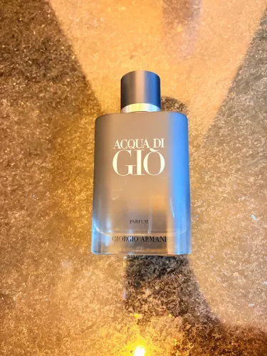 Perfume Armani