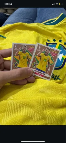 figurinha neymar 2022 bronze