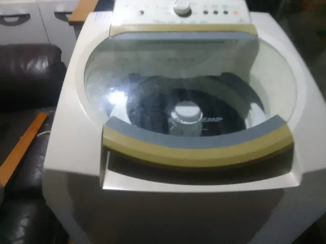 Vendo máquina Brastemp, 11 kilos. Retirar no Bairro do limão, zona norte.