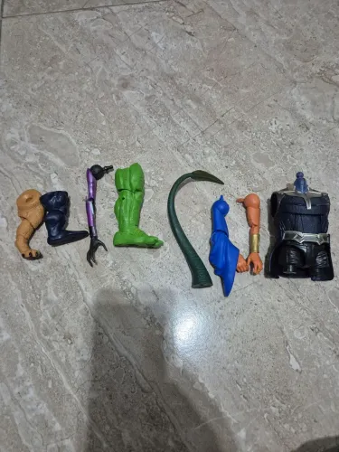 Peças baff marvel