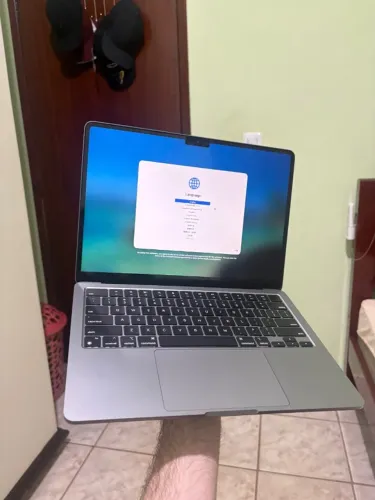 MacBook Air M2 8g 256gb