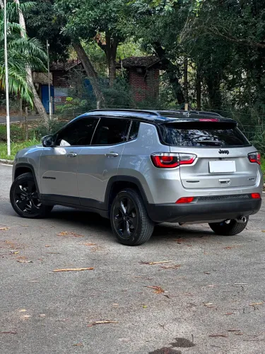 Jeep Compass Longitude 2.0 4X2 Flex 16V Aut. 2021