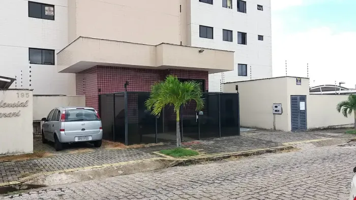 Apartamento com 2 quartos em Lagoa Nova - Natal - RN