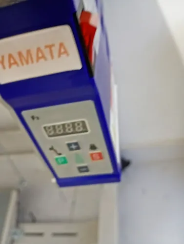Máquina reta industrial yamata nova 