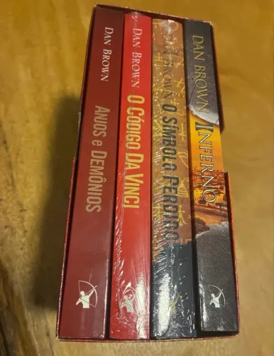 4 livros do Dan Brown
