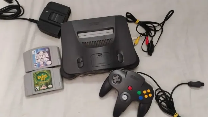 N64 E SNES EM BOM ESTADO E PEGANDO BEM !!!