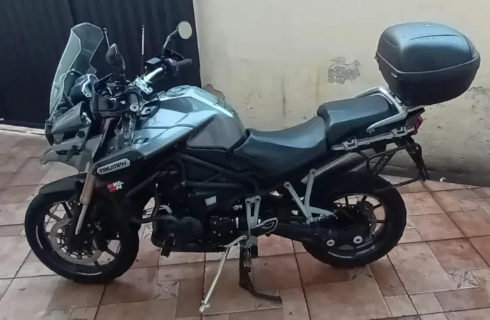 Vendo Triumph Tiger 1.200 Explore 2015
