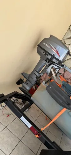 Motor de poupa hidea