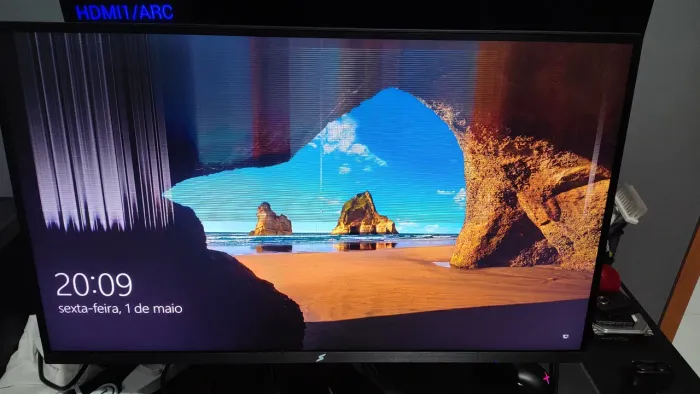 Monitor com defeito