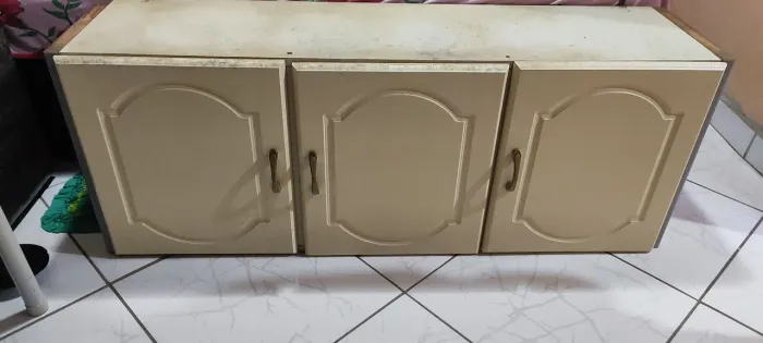D-O-A-Ç-Ã-O Armário de Cozinha