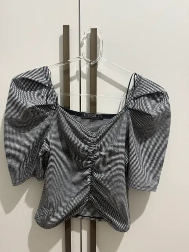 Blusa c&a cinza P