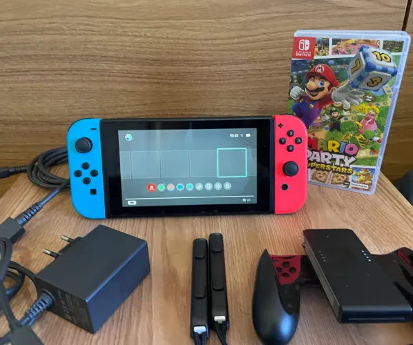 Nintendo Switch V2 + Mario Party Superstars (Envio OlxPay)