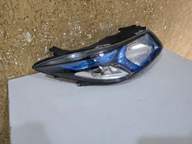 Farol direito Onix / Prisma 2012/2013/2014/2015