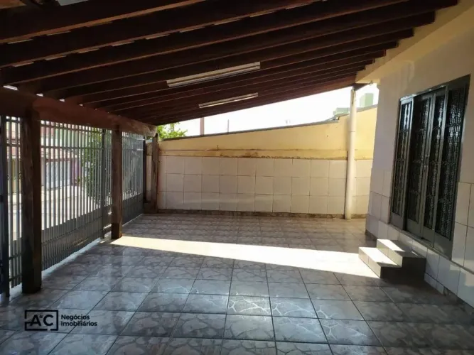 Casa com 3 dormitórios à venda, 170 m² por R$ 425.000,00 - Parque São Miguel - Hortolândia