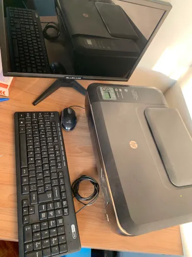 monitor + teclado + mouse + impressora