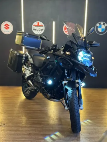 BMW R 1250 GS ADVENTUE PREMIUM TIPLE BLACK 2024