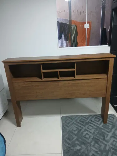 Cabeçeira  em ótimo estado 