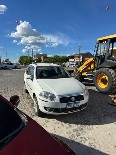 Fiat Palio Week. Attractive 1.4 Fire Flex 8V 2012