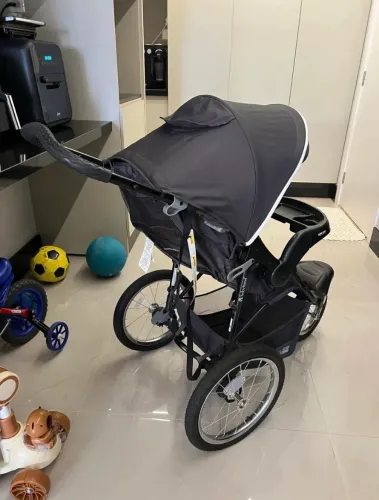 Carrinho babytrend importado ( 3 rodas )