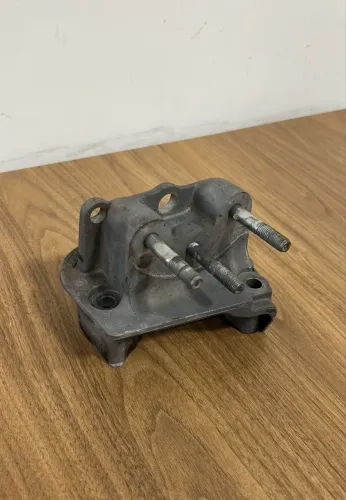 Coxim do motor uno vivace