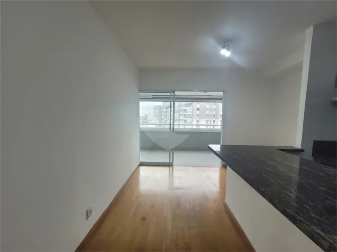 APARTAMENTO PARA VENDA E /OU NA BARRA FUNDA COM 02 DORM, 01 SUITE , AR CONDICIONADO E VARA