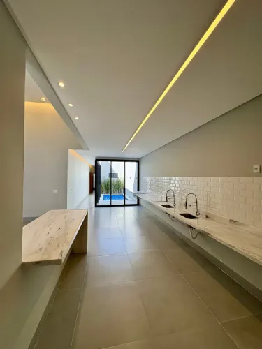 Casa a venda 180 m² no Jardim Atlântico | 3 Suítes | Piscina Aquecida | Ao lado do Parque